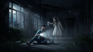 Ek dara hua ladka andheri, purani haveli ke zameen par flashlight ke saath baitha hai, aur ek chhoti bhootia ladki safed frock mein uske peeche hawa mein latakti hai, paani ke liye haath badhati hui. Chhat par chidiya, makdi ke jaale, aur chaand ki roshni suspense aur horror ka mahaul bana rahi hai.